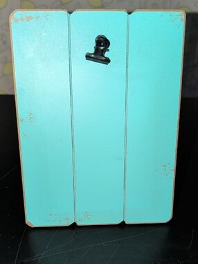 Teal Wooden Photo Clipboard Stand